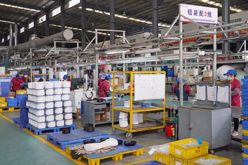 智造升級(jí) 工業(yè)機(jī)器人賦能凌豐集團(tuán)，科技引領(lǐng)云浮不銹鋼產(chǎn)業(yè)新篇章